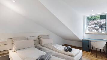 2 bedrooms, free WiFi, bed sheets