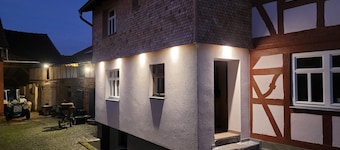 'Room 1' with Shared Garden and Wi-Fi