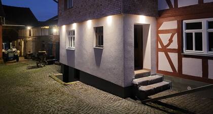 'Room 1' with Shared Garden and Wi-Fi