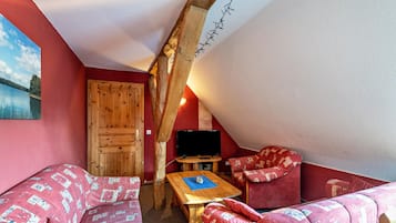 TV, ping pong, stereo