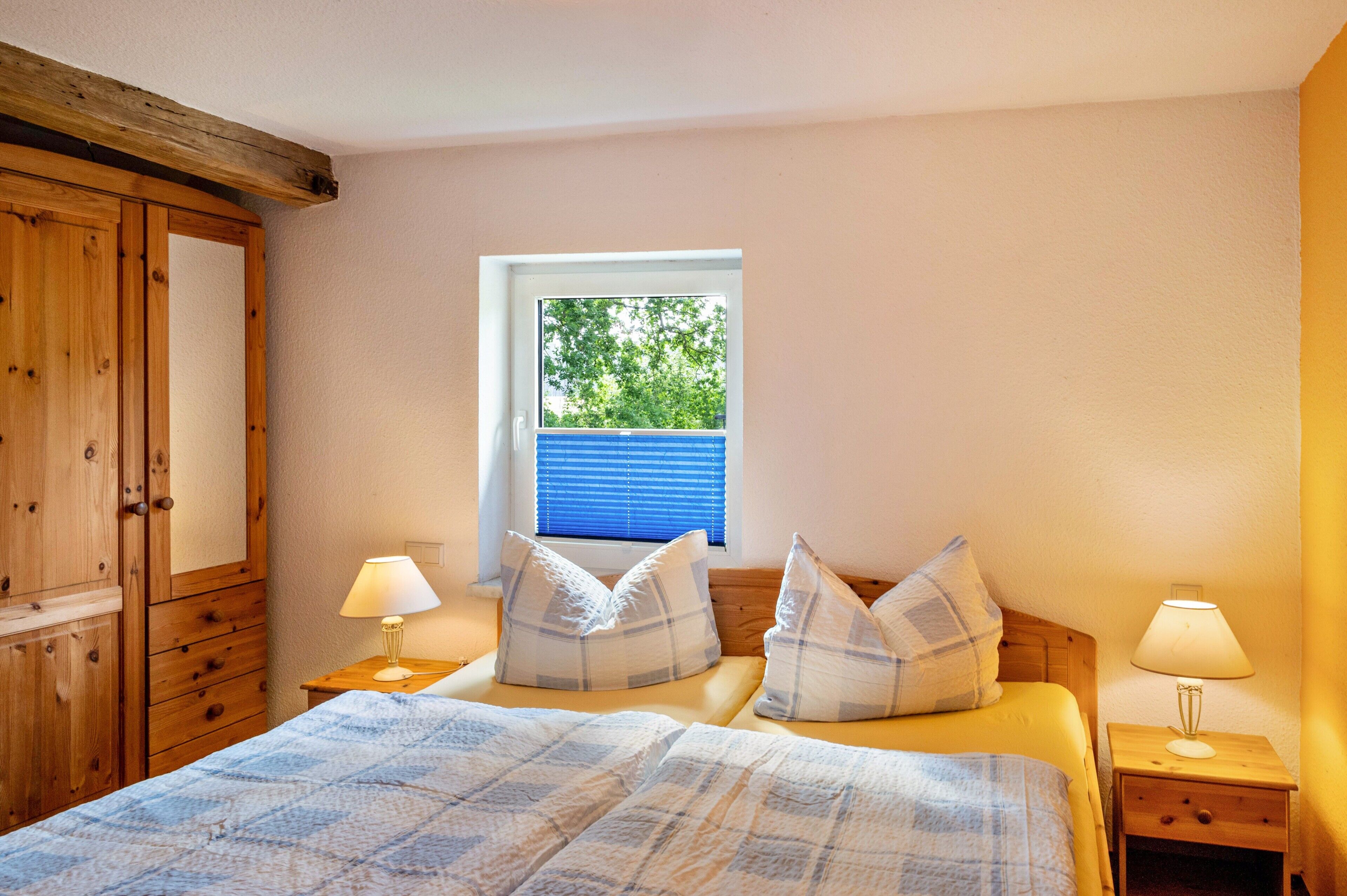 3 makuuhuonetta, ilmainen Wi-Fi, vuodevaatteet