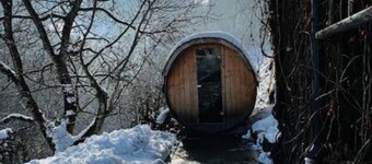 Appartement 'Berghaus Wiesegg - Uriges Tiroler' avec vue sur la montagne, terrasse partagée et Wi-Fi