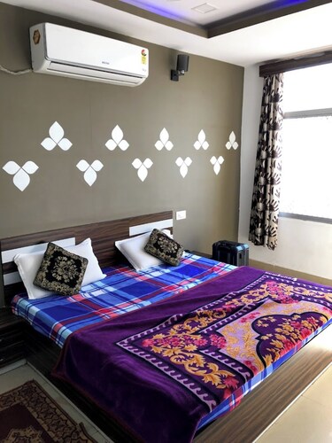 Hotel Jadav Chittorgarh