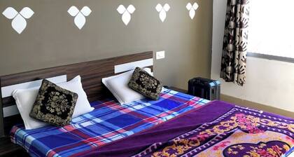 Hotel Jadav Chittorgarh