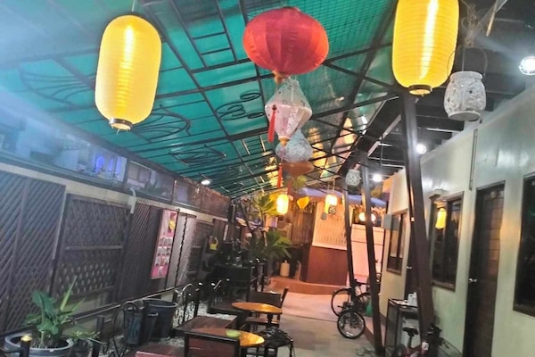 Ruang duduk lobi