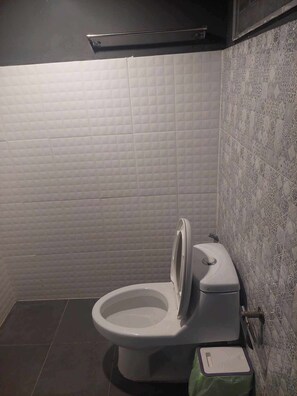 Standard Double or Twin Room | Bathroom - Baan BaiBua Chiangmai (Chiang Mai)