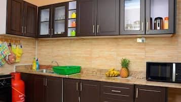 Deluxe Bungalow | Living area