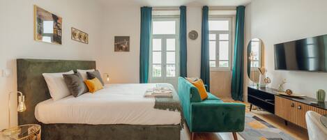 1 bedroom, iron/ironing board, free WiFi, bed sheets