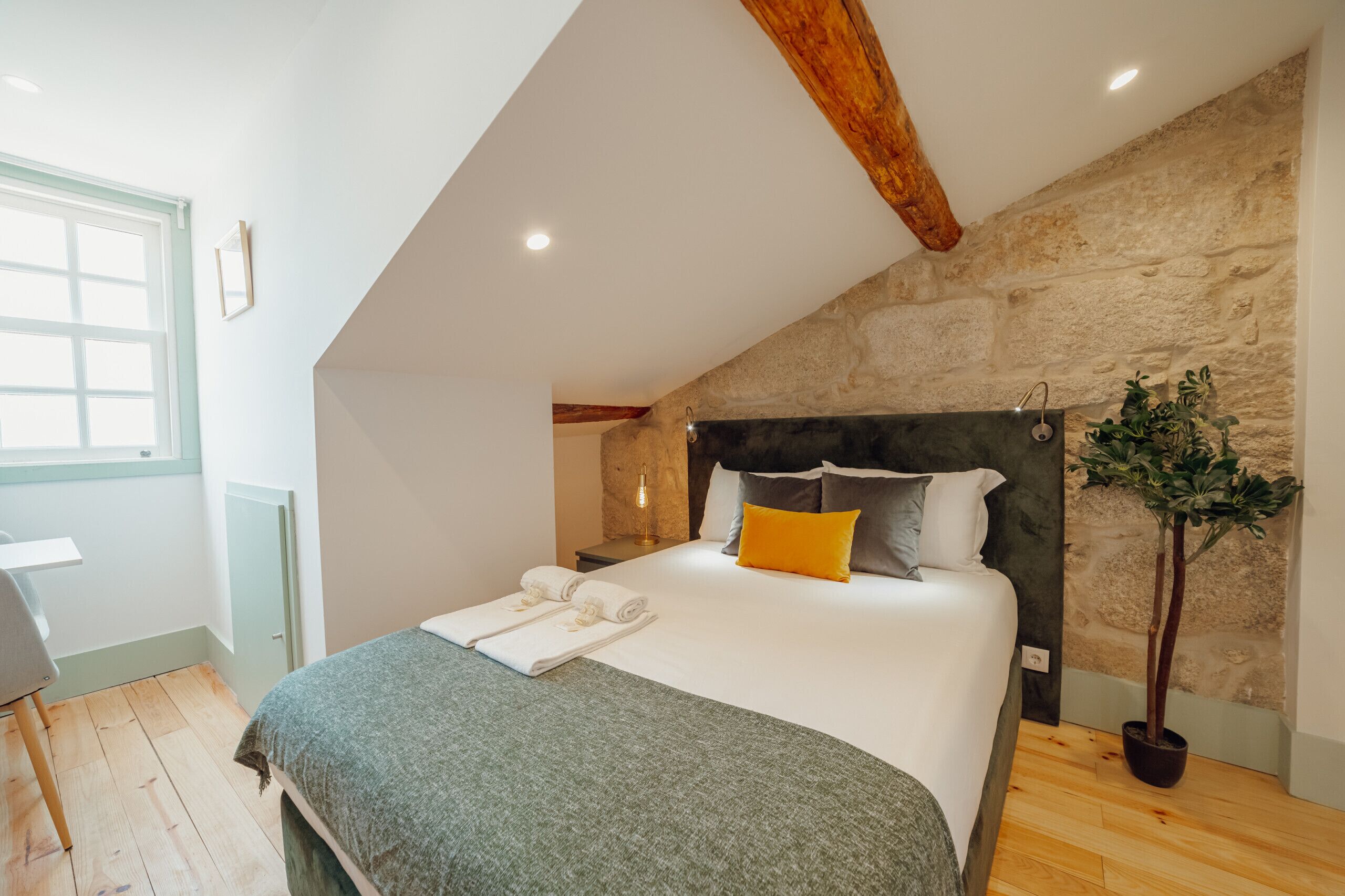 1 多间卧室、熨斗/熨衣板、免费 WiFi、床单