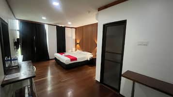 Two-Bedroom | 2 bedrooms, laptop workspace, free WiFi, bed sheets