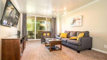 Smart TV, tavolo da ping pong