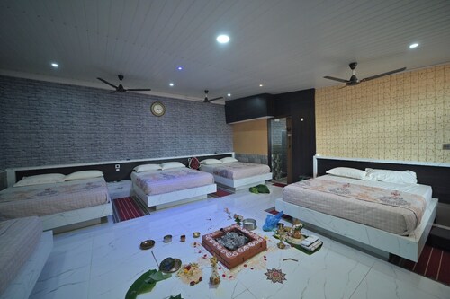 Mysticgreens Guest House!