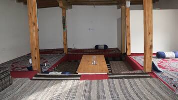 Traditional Shared Dormitory | 1 bedroom, free WiFi