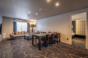 Elite Suite, 2 Bedrooms, Non Smoking