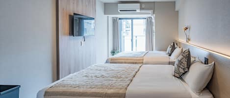 Chambre Quadruple Standard, 2 grands lits, non-fumeur