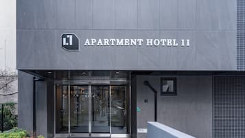 Standaard vierpersoonskamer, 2 queensize bedden, niet-roken | Geluiddichte muren, gratis wifi