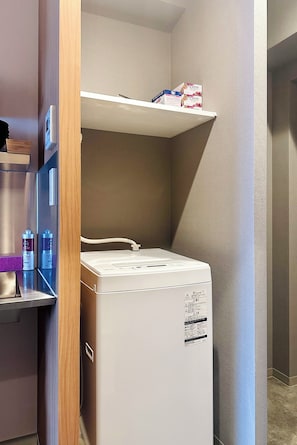 Suite, diversos llits, no fumadors | Bugaderia