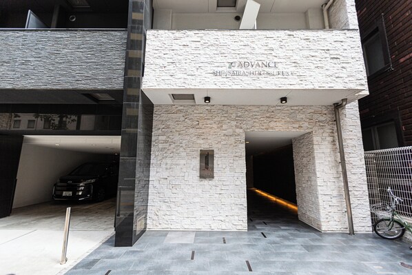 Front of property - Lite House Dotonbori (Osaka)