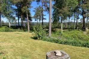 المنطقة المحيطة بالمنشأة