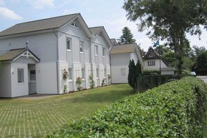 Exterior - House Thor - Huus Asgard (Nieby)