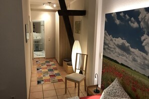 1 quarto, escrivaninha, Wi-Fi de cortesia