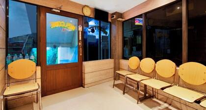 iROOMZ Hotel Anandalok