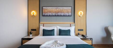 1 bedroom, premium bedding, down comforters, minibar