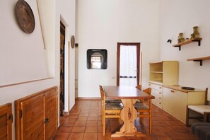 Dining - Apartment on Costa Rei near Sandy Beach (Costa Rei)