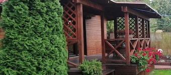 Holiday home with jacuzzi and private garden