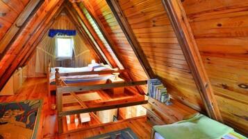 1 Schlafzimmer, Reisekinderbett, kostenloses WLAN, Bettwäsche