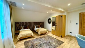 6 bedrooms, WiFi, bed sheets