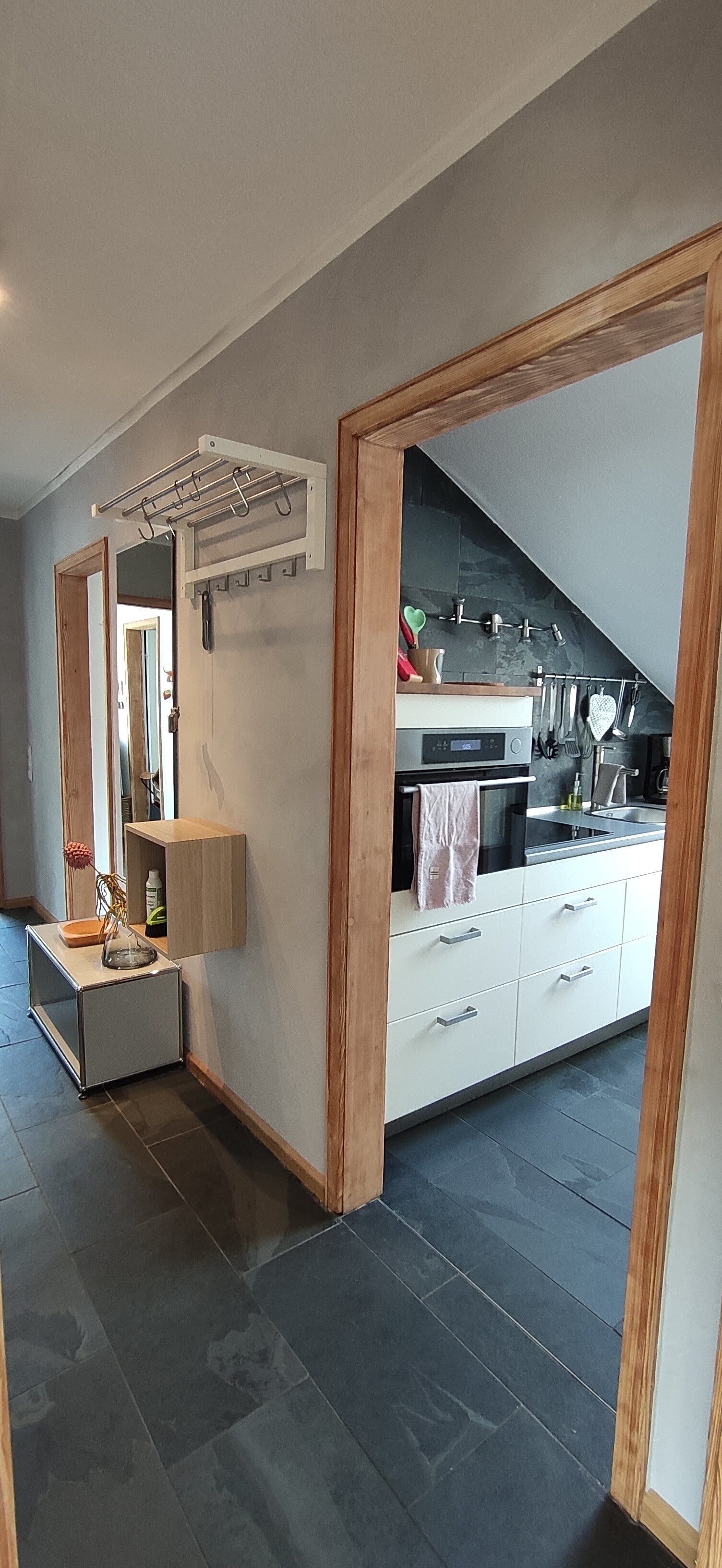 Kühlschrank, Ofen, Herdplatte, Geschirrspüler
