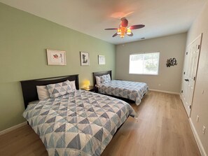 3 bedrooms, Internet
