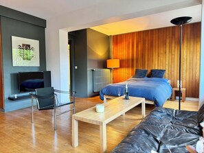 1 bedroom, free WiFi, bed sheets - Suite Design, de 50m2 (Paris)