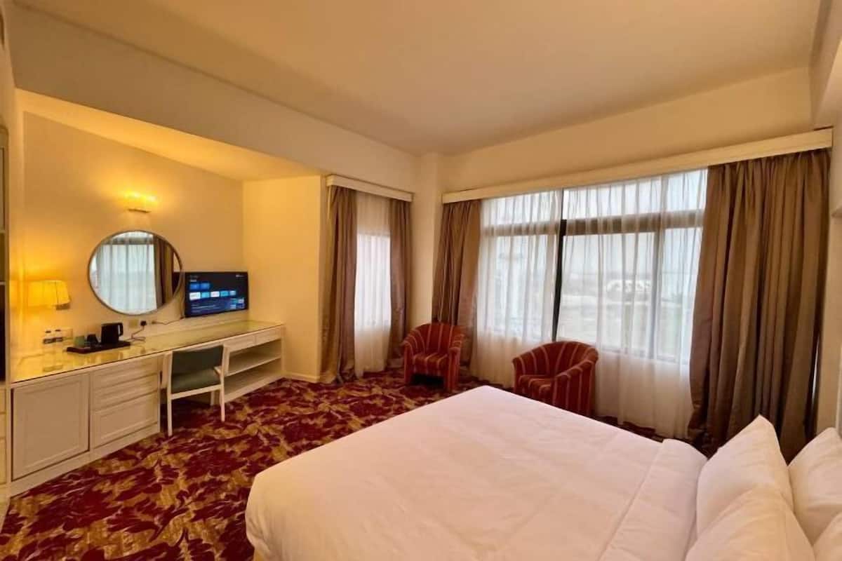 1 bedroom, minibar, in-room safe, laptop workspace