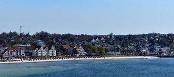 Panorama-Wohnung nahe der Strandpromenade in Laboe