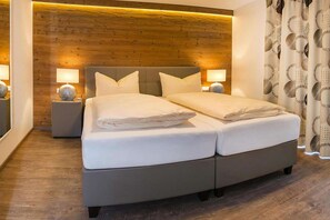 3 Schlafzimmer, Reisekinderbett, kostenloses WLAN