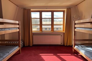 5 habitaciones y acceso a internet
