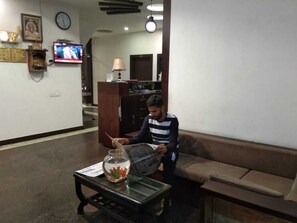 Reception hall - Hotel Globe (Karnal)