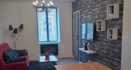 Appartement Tout Confort AU Calme Domaine DE Thizy