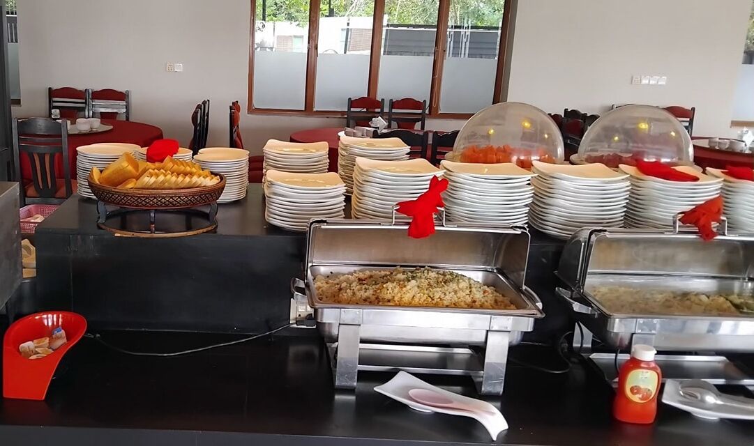 Daily buffet breakfast for a fee