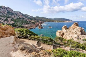 Beach nearby - Holiday Home in Sardinia near Red Cliffs (Trinità d'Agultu e Vignola (OT))