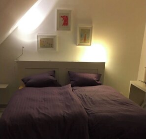 2 bedrooms