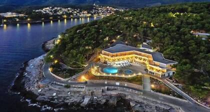 Cozy Resort Suite in the Adriatic