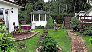 Outdoor dining - Ferienhäuser am Teich, Zinnowitz (Zinnowitz)