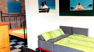 1 soverom, reiseseng for barn og wi-fi (inkludert)