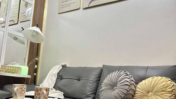 Smart TV, video games, books