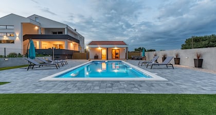 Villa Zeleni gaj ZadarVillas