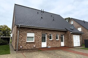 Exterior - Ferienhaus mit Garten (Neßmersiel)