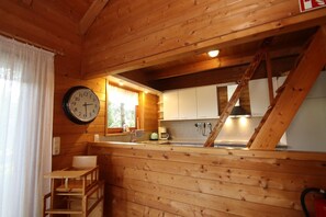 Réfrigérateur, four, plaque de cuisson, lave-vaisselle